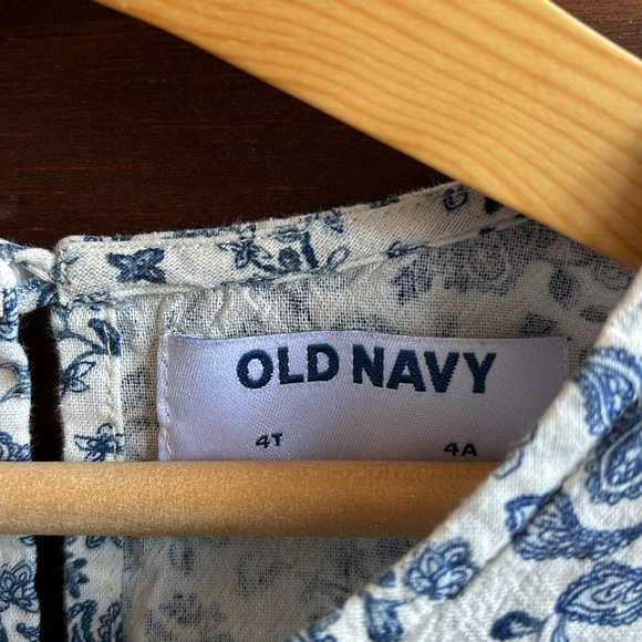 4T floral dress - Picture 3 of 6